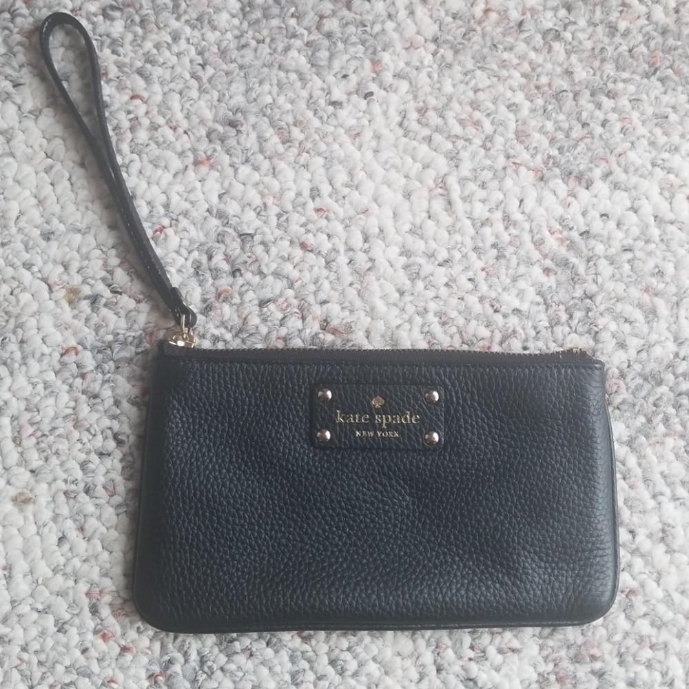 NWT Kate Spade Chrissy wristlet